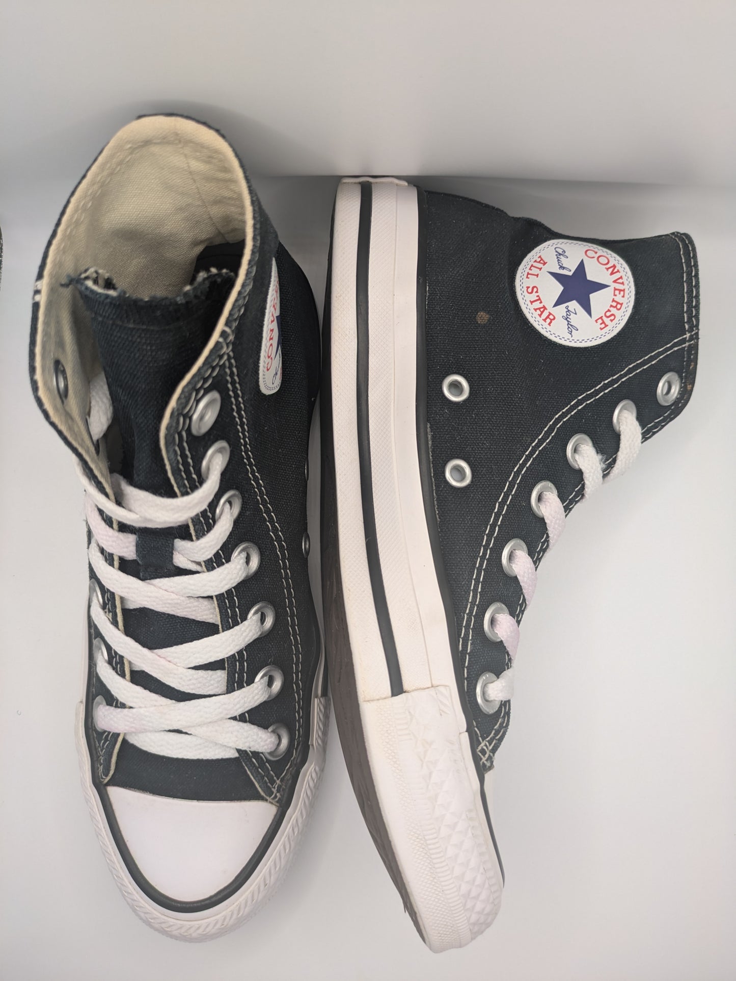 Converse Chuck Taylor All Star Canvas – Black Size: UK 3 / EU 35 / US 5